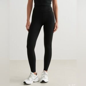 High Rise Soft 7/8 Leggings